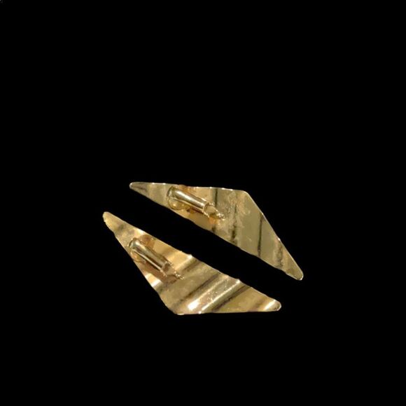 Modern Vintage Clip Earrings  - Picture 2 of 3